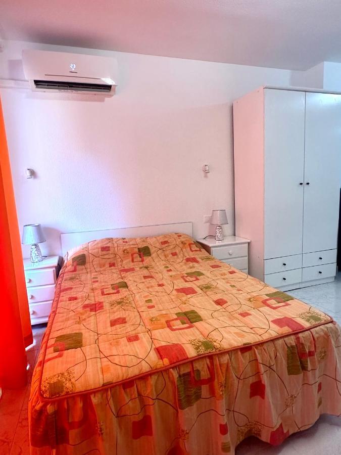 Апартаменты Estudio A 1 Minuto De La Playa Торевьиа Экстерьер фото